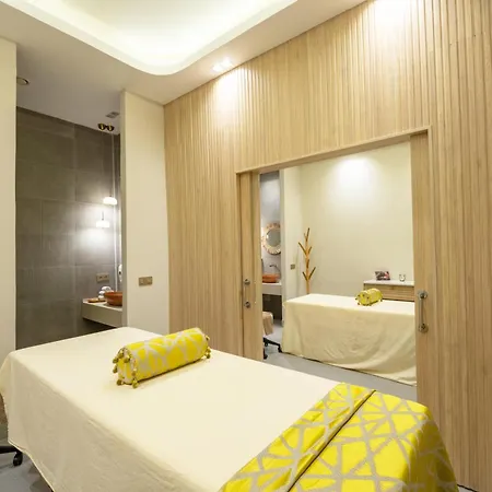 Suum & - Adult Only Hotel *